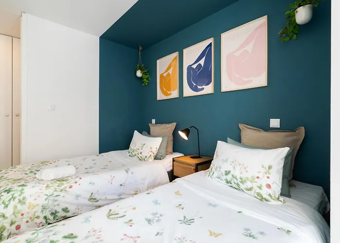 Host Wise - Restful Minimalist Flat - Balcony 아파트 포르투