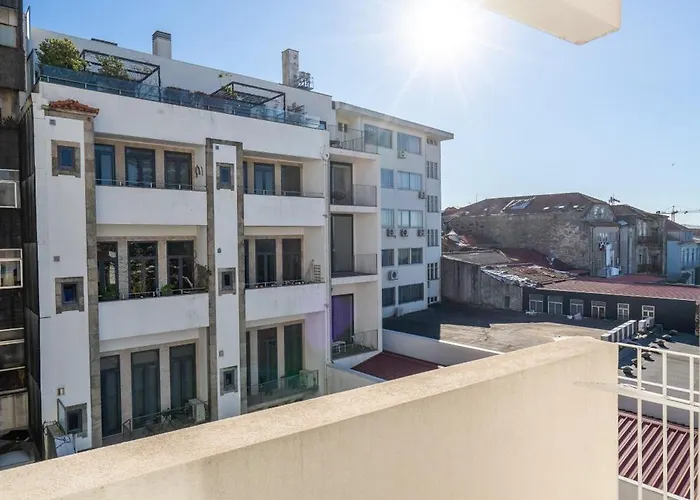 Host Wise - Restful Minimalist Flat - Balcony 아파트 포르투