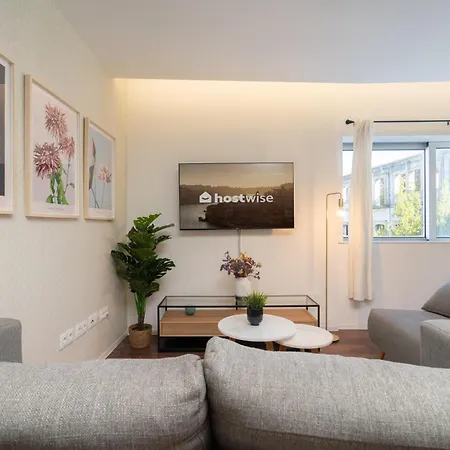 Host Wise - Restful Minimalist Flat - Balcony Lägenhet *