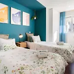 Host Wise - Restful Minimalist Flat - Balcony Apartamento